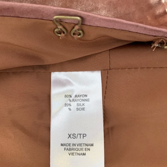 Jacket - Picture 4 of 8